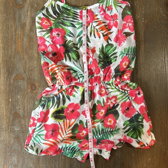 Toddler Floral Romper 🌺 - Picture 4 of 6